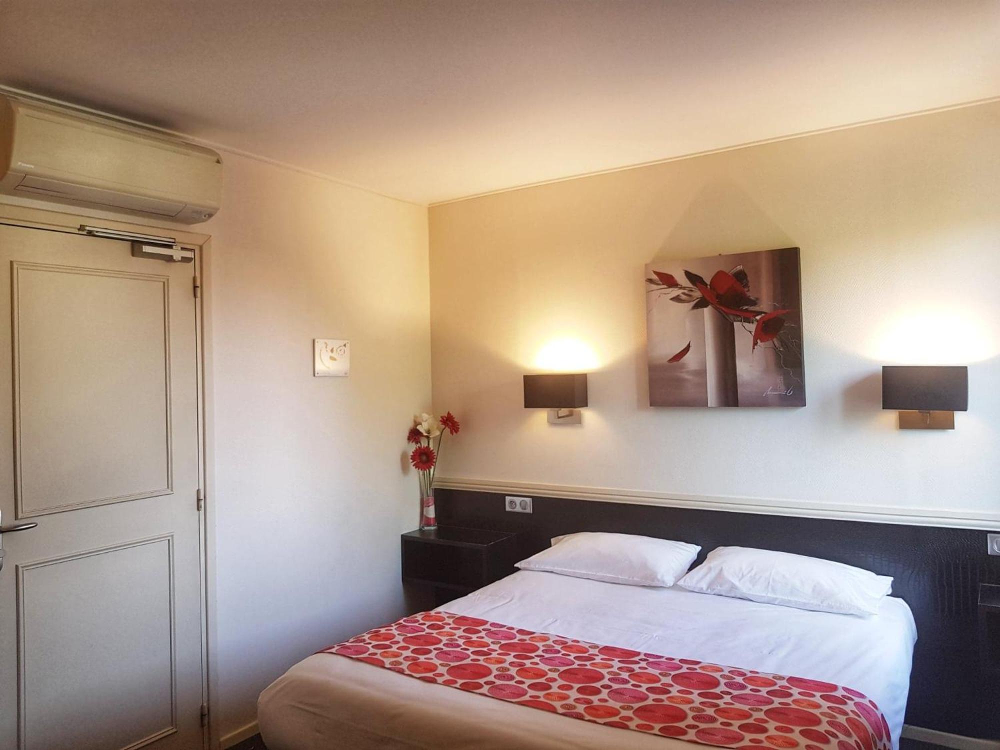 Hostellerie De Bretonniere - Groupe Logis Hotels Μπον Εξωτερικό φωτογραφία