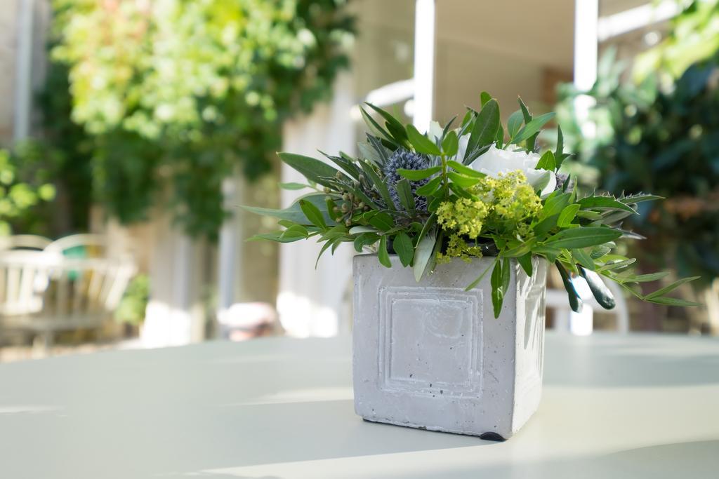 Hostellerie De Bretonniere - Groupe Logis Hotels Μπον Εξωτερικό φωτογραφία